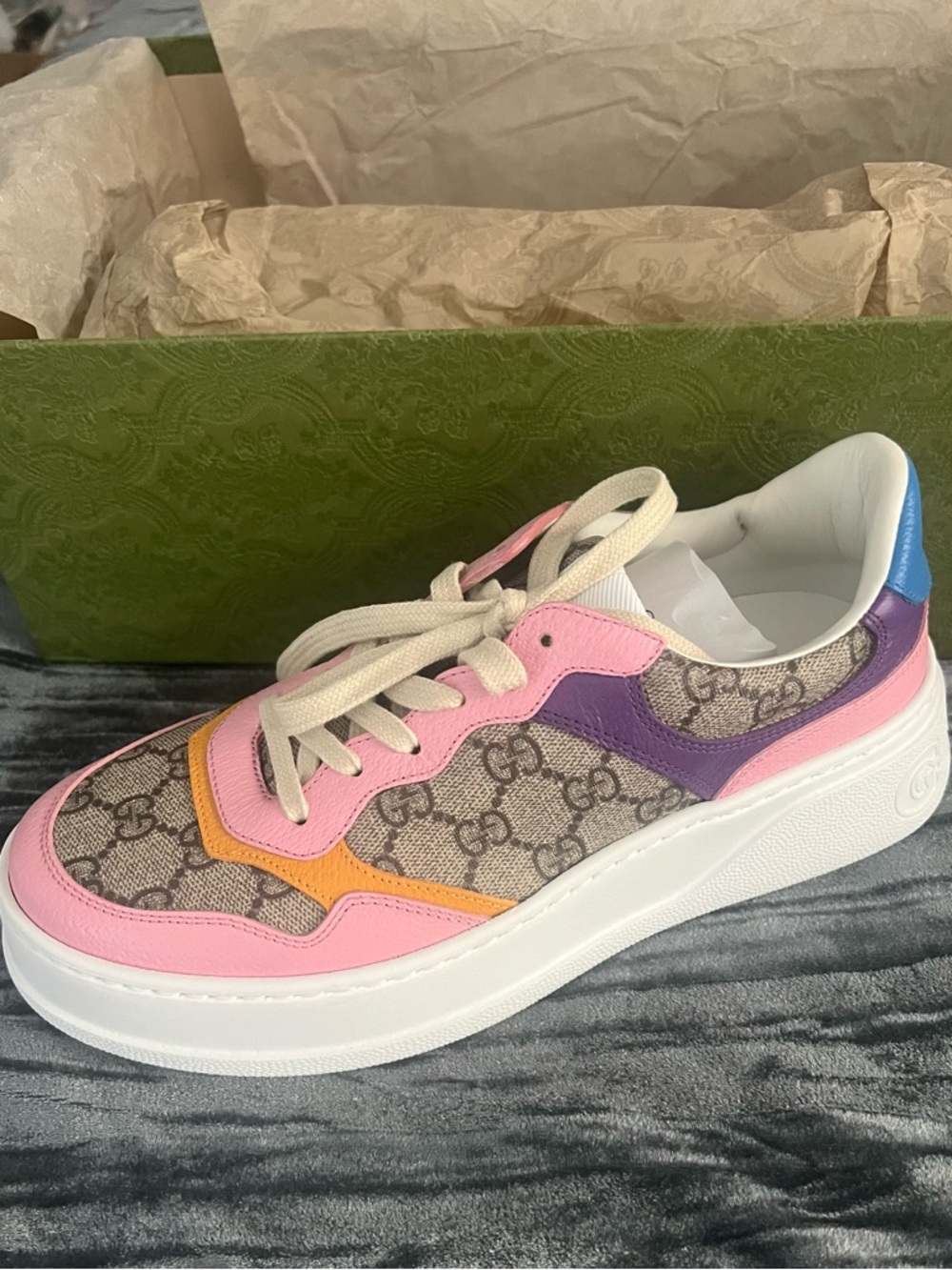 Gucci GG Supreme sneakers- size 40.5 with Box NEW USA Size 10.5W